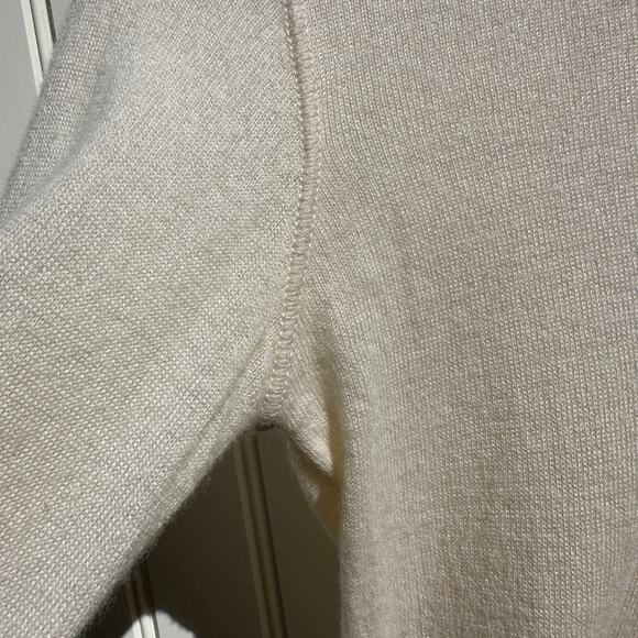 Loro Piana Fine Cashmere Long Sleeve Crewneck Tee Shirt Sweater Size 40 IT Cream - Picture 11 of 16